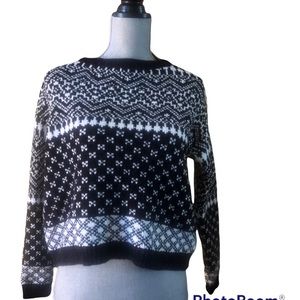 Love X Design black and white knit sweater